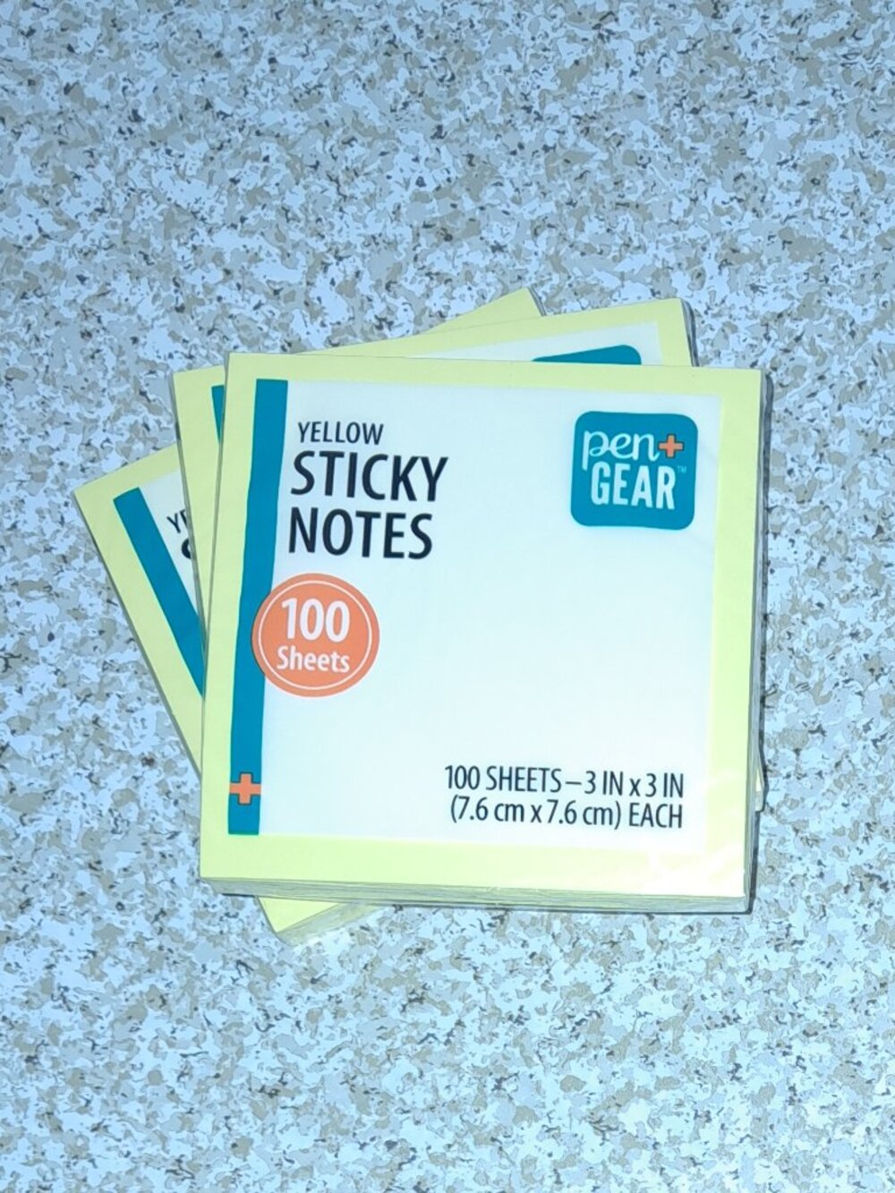NEW Lot of 300 Yellow Sticky Notes 3 x 3" Pen + Gear